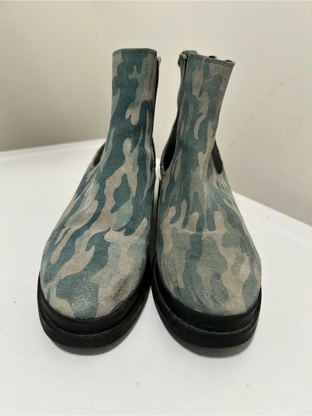 Kenneth Cole Levon Suede Chelsea Boots Blue Gray Camo Size 8.5 M